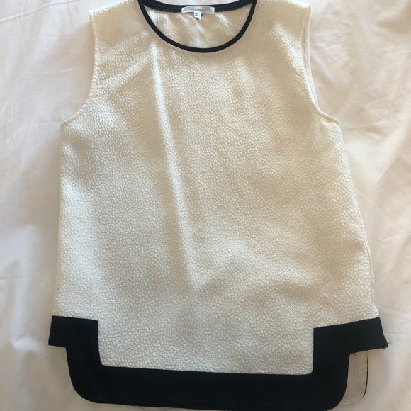 White with black trim sleeveless blouse - Picture 5 of 5